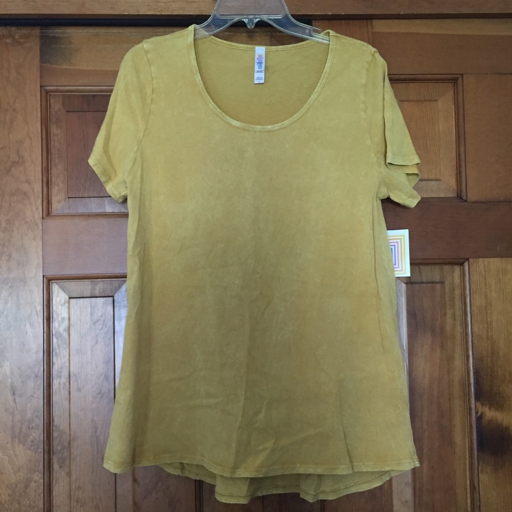 LuLaRoe Classic Tee Yellow Large